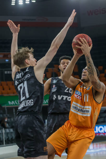 多拍相持中 多拍相持中