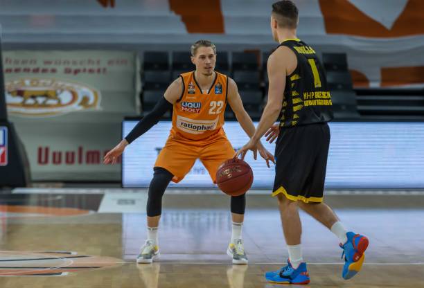 联赛的竞争 联赛的竞争