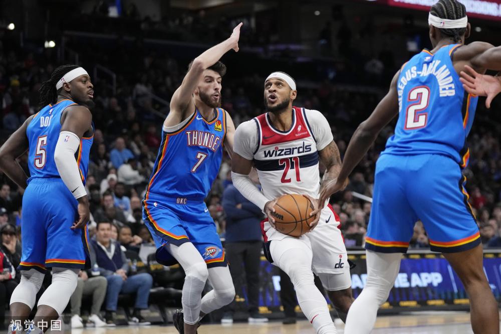 二人形成互 二人形成互