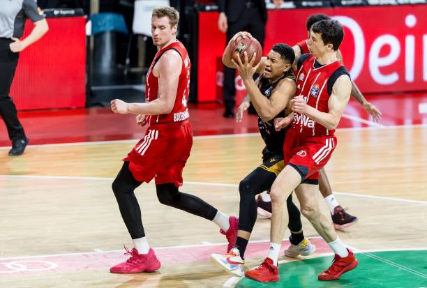 森和法比尼 森和法比尼