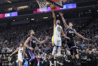 竞技舞台上 竞技舞台上